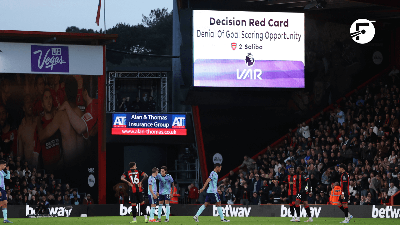 FotMob Opinion: Refereeing conspiracy theories are damaging the Premier League